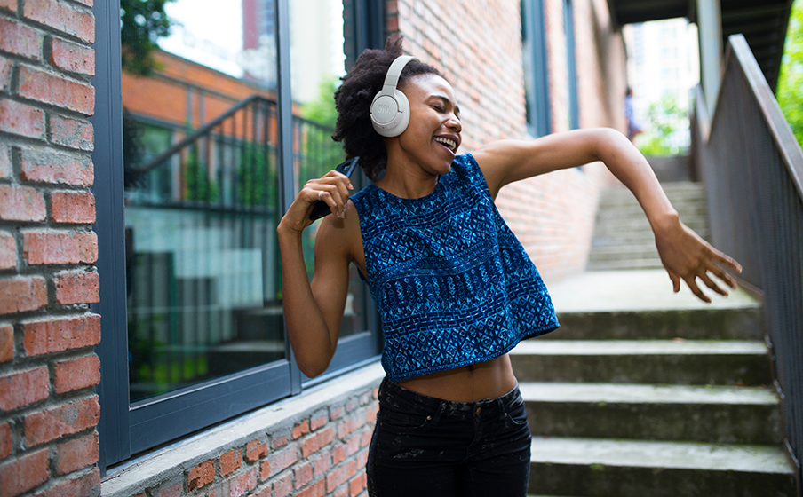 JBL Tune 770NC Bluetooth&nbsp;5.3 avec audio LE * - Image