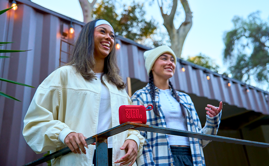 JBL Go 5 &Eacute;clairage d&rsquo;ambiance sur les bords, qui stimule l&rsquo;ambiance - Image